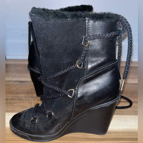 Michael Kors Shearling Sheep Fur And Leather Upper Sole,Wedge Heel Women Booties - Picture 6 of 8